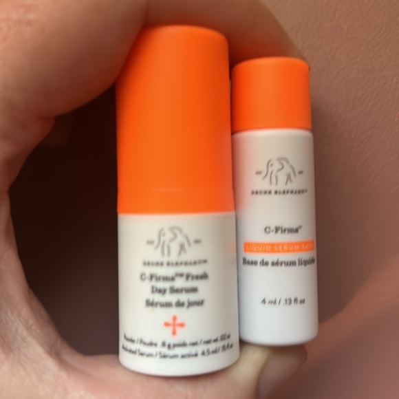 Unused high end skincare bundle with 2 mascaras. - Picture 9 of 10